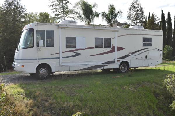 8 Used Motorhomes For Sale By Owner Updated (2024)